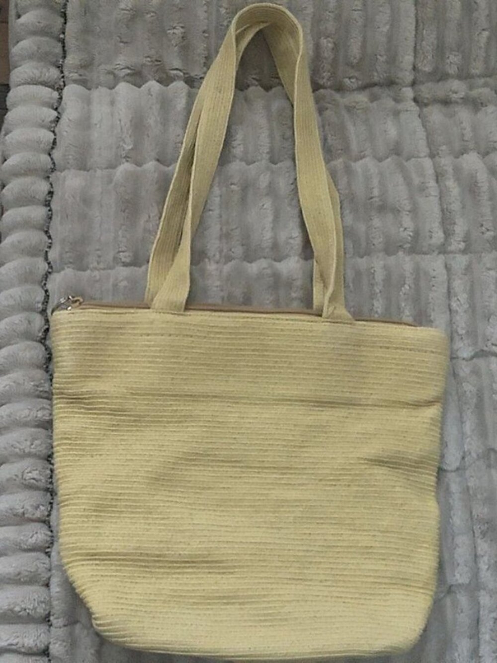 Villager by Liz Claiborne Straw Tote Handbag Cream Shell Lining 12x10 Vintage
